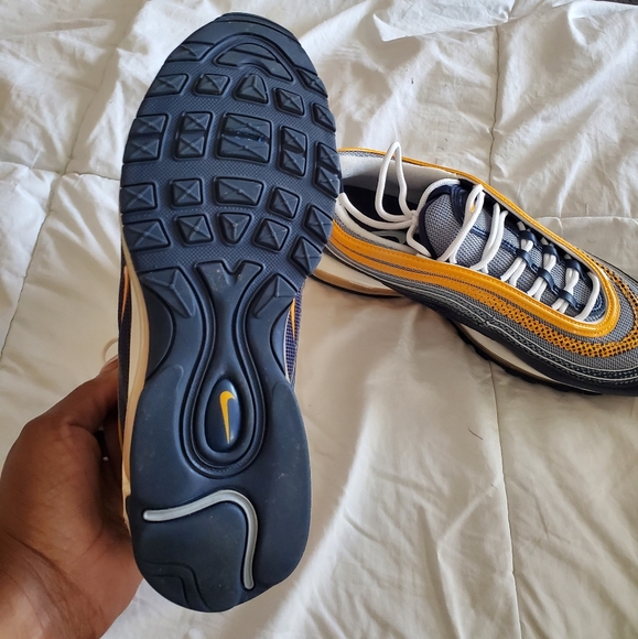 Nike Air Max 97 size 8.5 - Picture 3 of 4